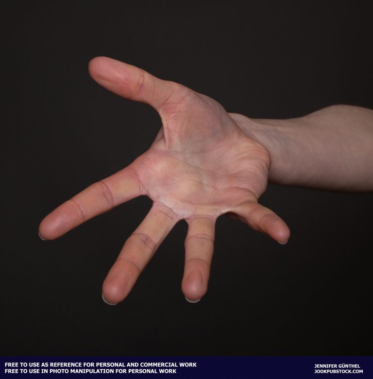 a photo of a hand